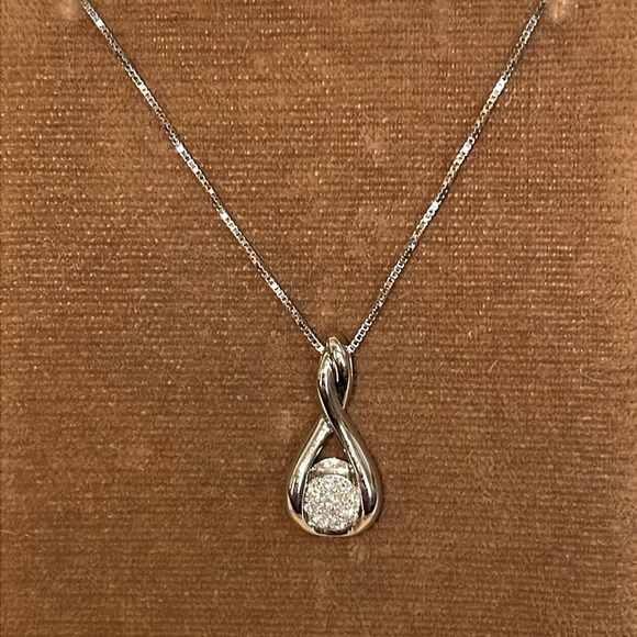 Solid Stamped 14K White Gold Natural Diamond Cluster Pendant Box Chain Necklace - Picture 7 of 14